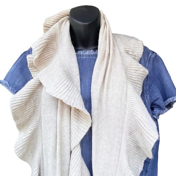 H & M Ruffle Trim Long Wool Blend Knitted Beige Scarf 18”x70” NWT Coastal Snow - Picture 5 of 11